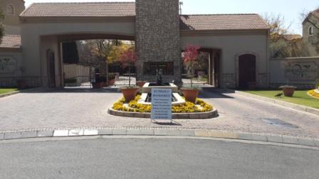 <span style="color: rgb(0, 0, 0);"><span style="background-color: rgb(255, 255, 255);">RESIDENTIAL AND COMMERCIAL<br /><br />INSURANCE APPROVED</span></span>